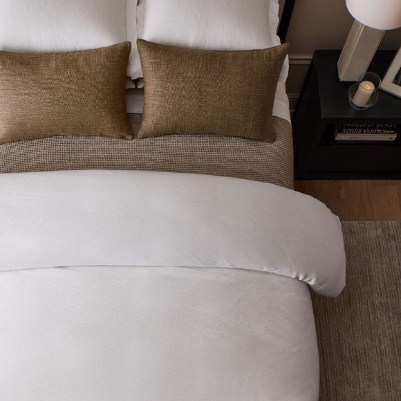 Pottery Barn NWT - Belgian Flax Linen Duvet Cover, King/Cal. King, White - Picture 2 of 2